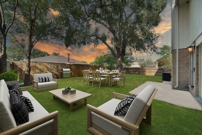 Building Photo - 16922 Nicole Ln