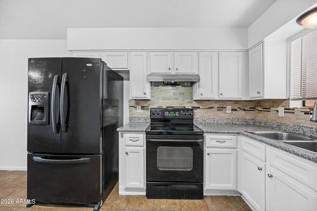 Building Photo - 2650 E McKellips Rd