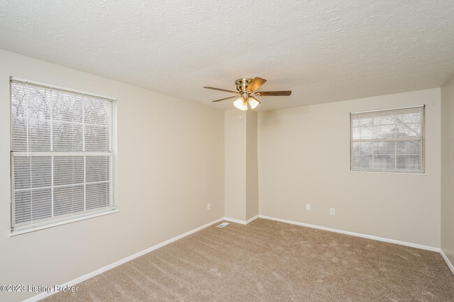 Building Photo - 6300 Ocho Rios Ct