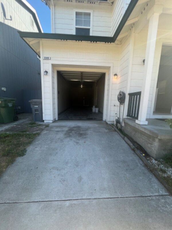 Building Photo - 3348 Newmark Dr