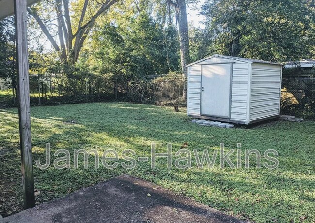 Building Photo - 22 W Cromwell St