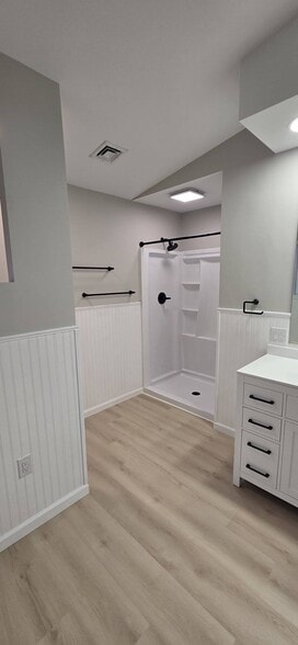 Master bedroom - 245 Plum Aly