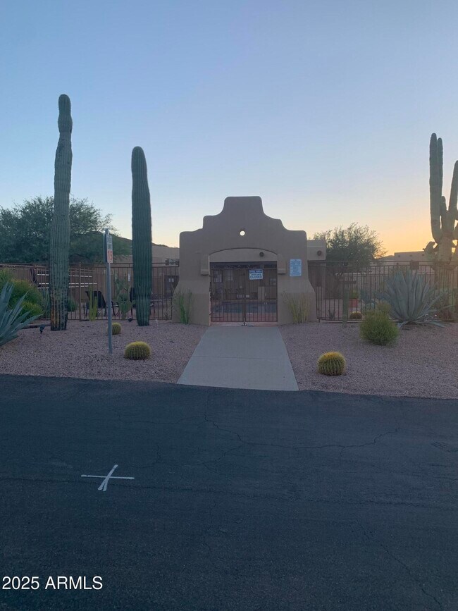 Building Photo - 38065 N Cave Creek Rd
