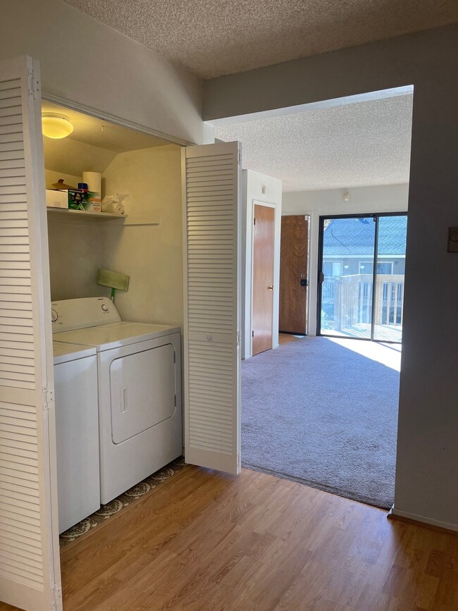 Building Photo - 750 Chorro St