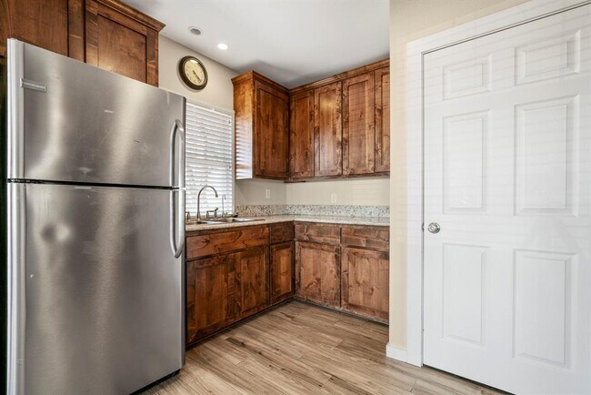 Building Photo - 310 Co Rd 317