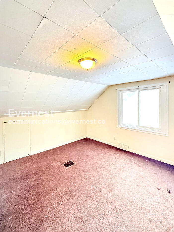 Building Photo - 19449 W Chicago