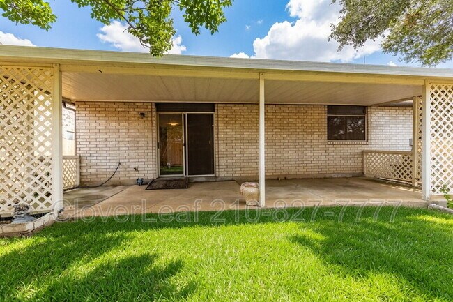 Building Photo - 15407 Canteen Creek Dr
