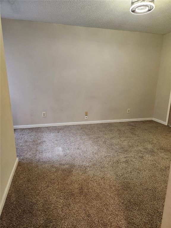 Building Photo - 220 St Andrews Ct