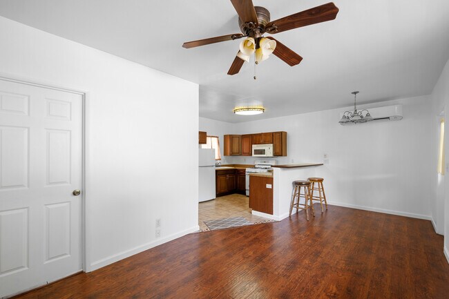 Building Photo - 10202 Mount Gleason Ave
