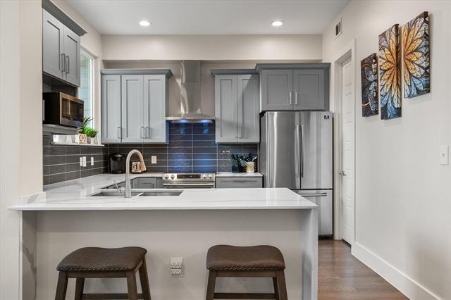 Building Photo - 9467 Timberleaf Dr