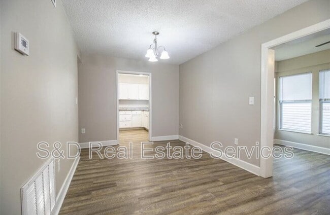 Building Photo - 3542 Raintree Ct