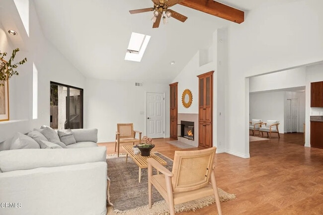 Building Photo - 2226 Sanderling St