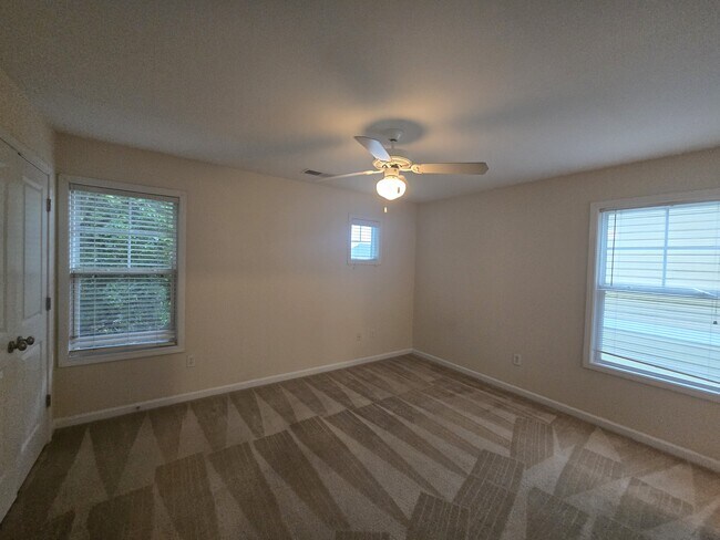 Building Photo - 170 Jonas Ave