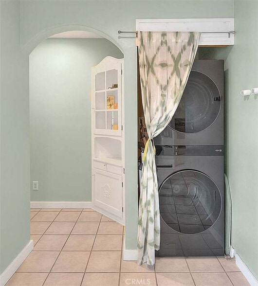 Building Photo - 1114 S Birch St