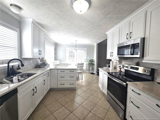 Building Photo - 2656 Daniel Boone Ln