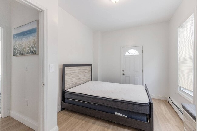 Building Photo - 2210 15th St