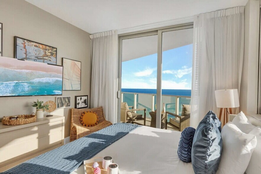 Building Photo - 4111 S Ocean Dr