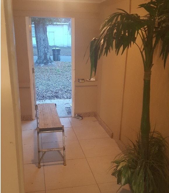 Building Photo - 1935 W Walnut St