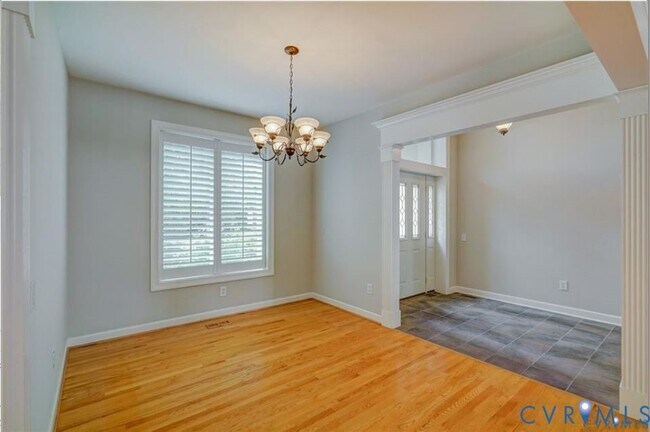 Building Photo - 4753 Royal Burgess Ct