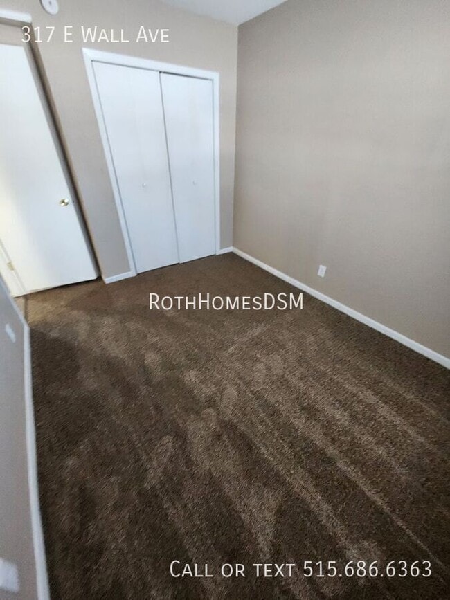 Building Photo - 317 E Wall Ave