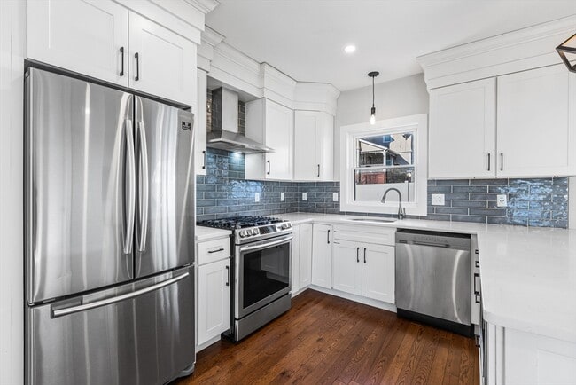 Building Photo - 40 Seaview Ave