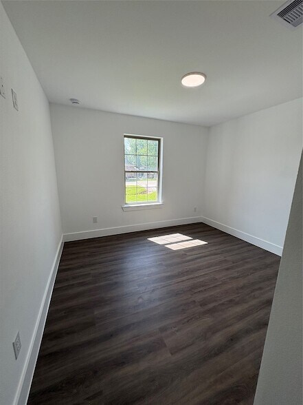 Building Photo - 13122 Lake Conroe Bay Rd