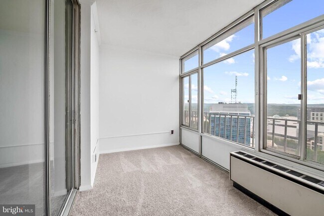 Building Photo - 28 Allegheny Ave