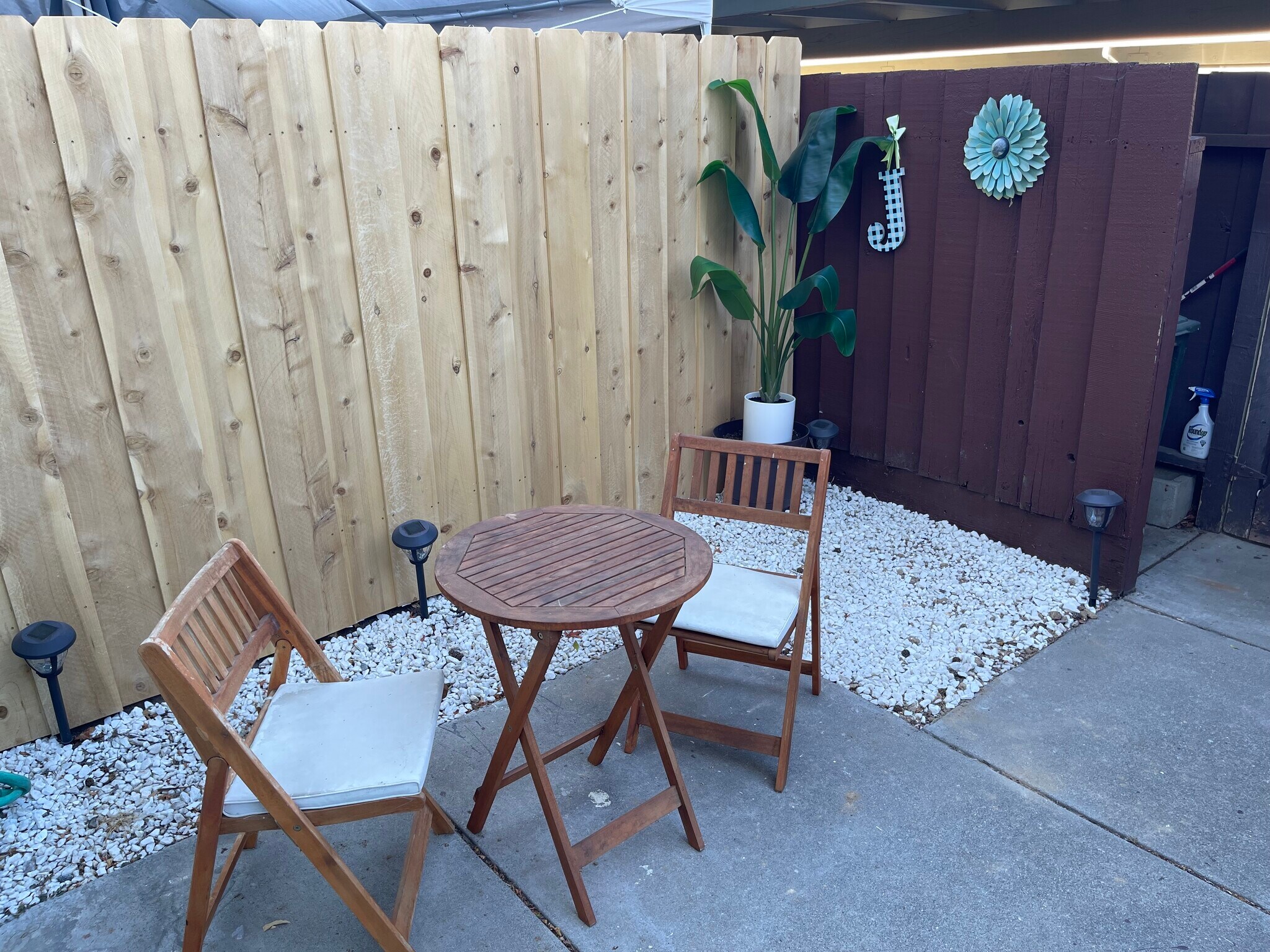 Spacious patio leading to carport - 59 Meadowbrook Ave
