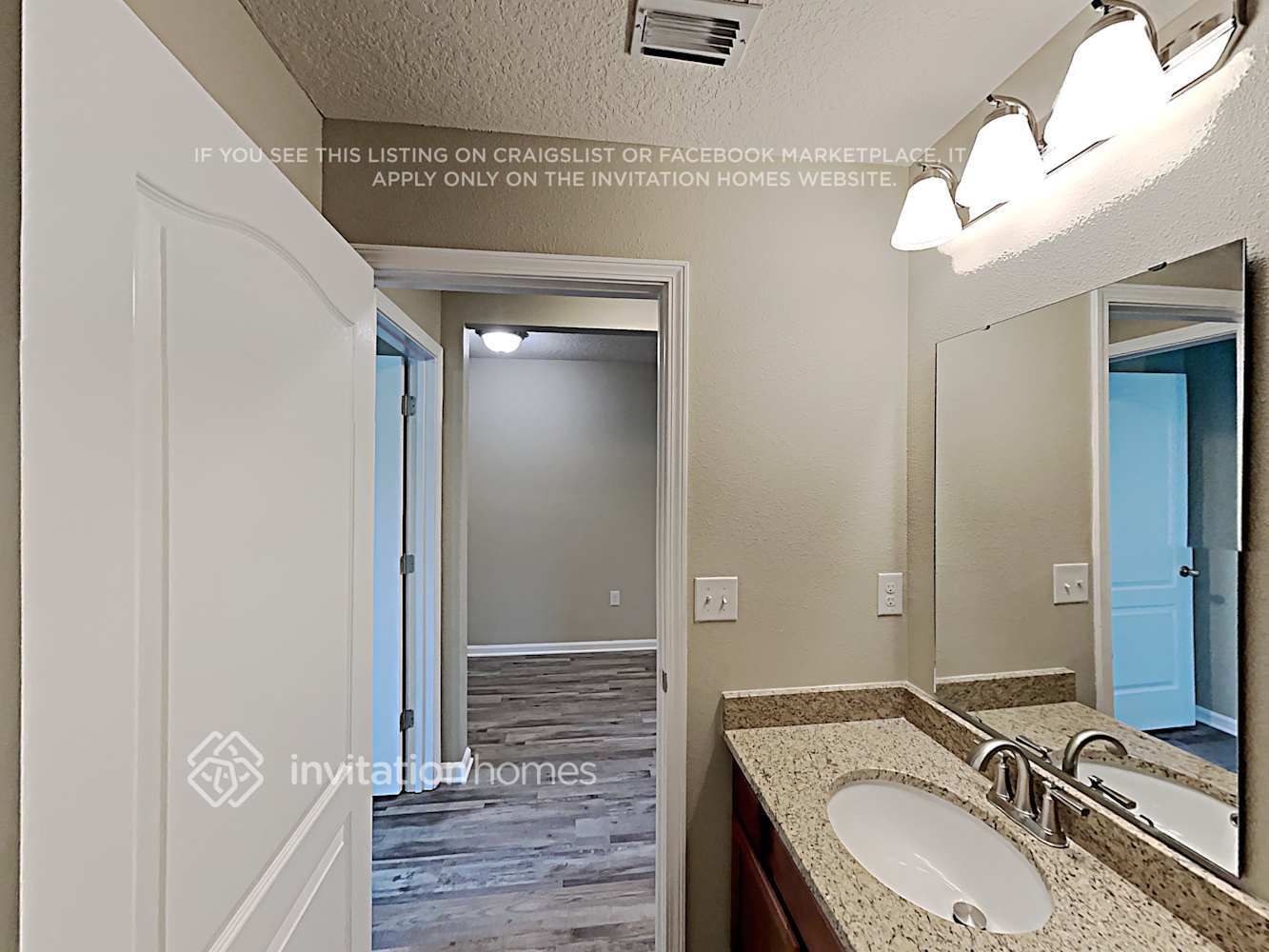 Building Photo - 2136 Pebble Point Dr