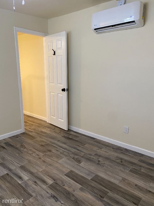 Building Photo - 1 br, 1 bath House - 0 Bakersfield Country...