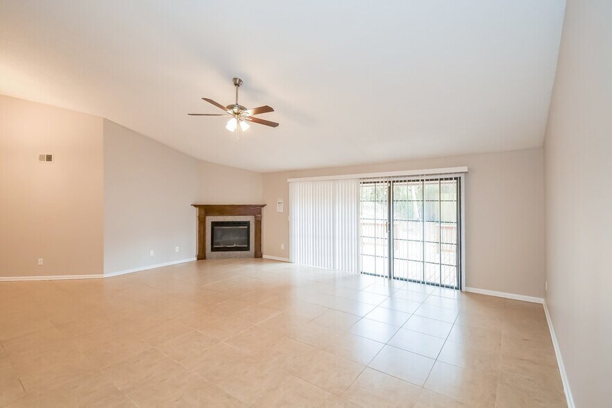 Building Photo - 11284 Southbury Pl