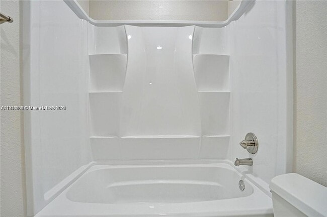 Building Photo - 9457 SW 52nd Ct