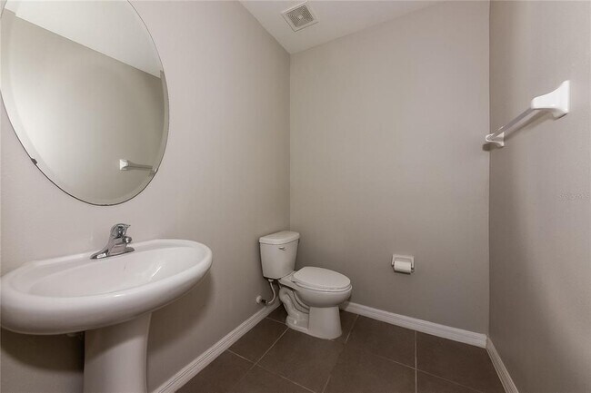 Building Photo - 5012 San Palermo Dr