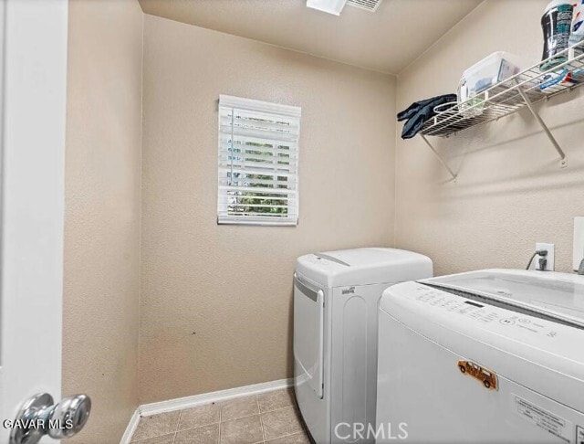 Building Photo - 2562 Kenwood Ct