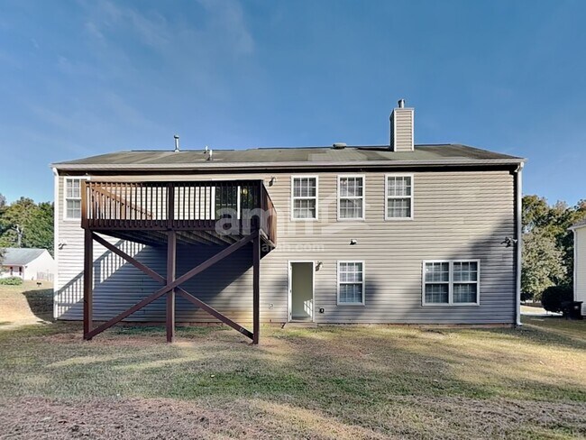 Building Photo - 78 Red Maple Way