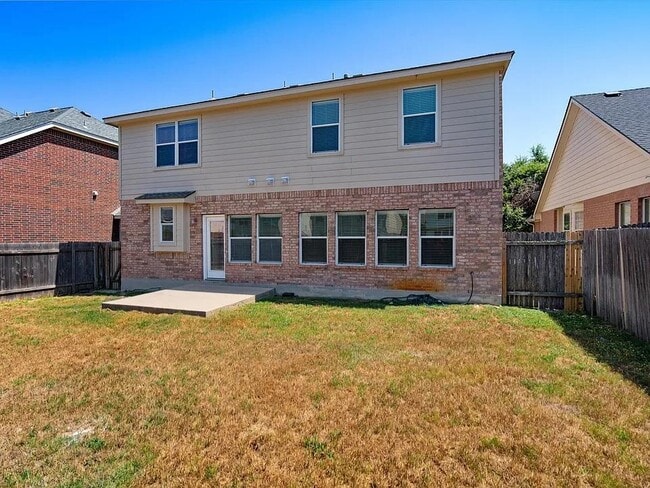 Building Photo - 2820 Mission Tejas Dr