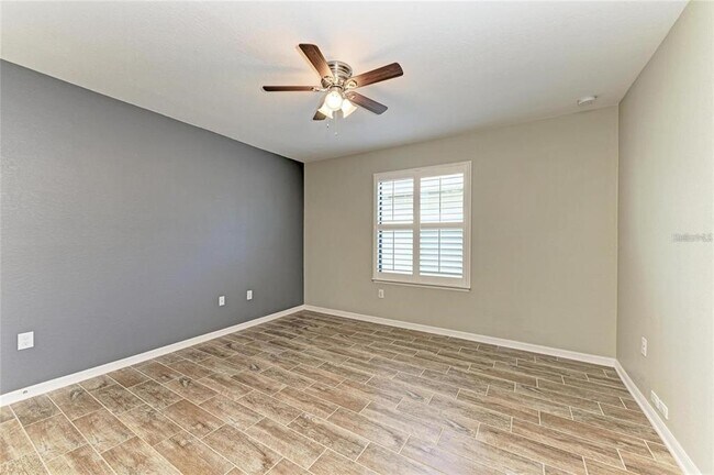 Building Photo - 2084 La Palma Ave