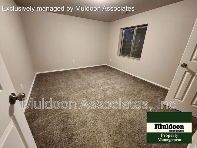 Building Photo - 765 S Sterling Dr