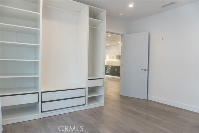 Building Photo - 6850 Encino Ave