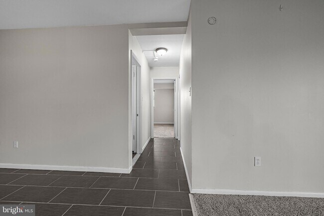 Building Photo - 64 Welsh Tract Rd