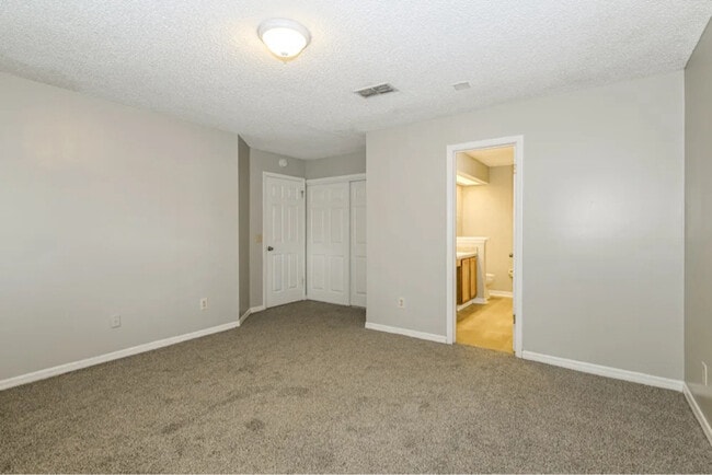 Building Photo - 1371 High Plains Dr W