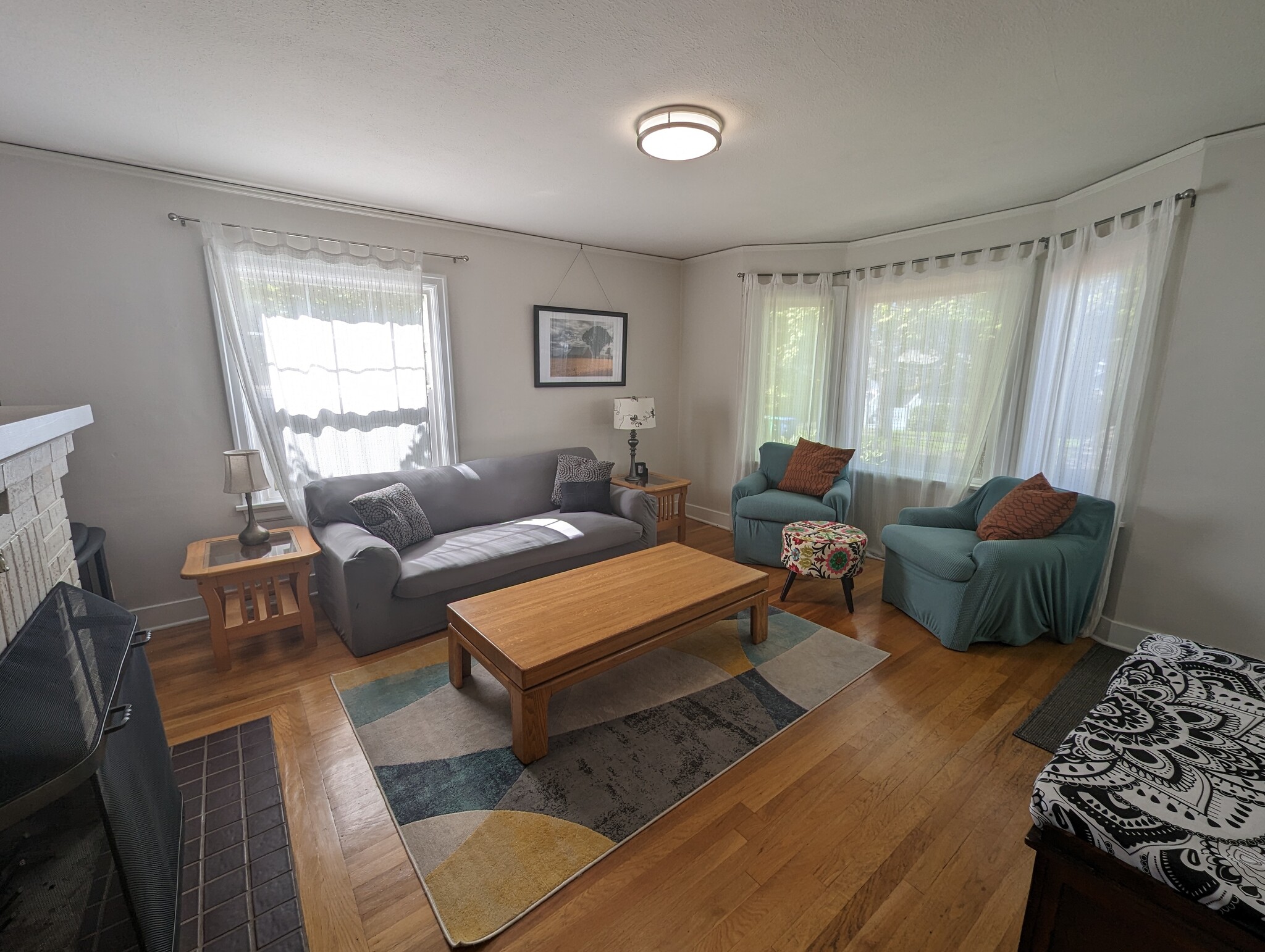 living room - 1544 Southeast Tolman Street