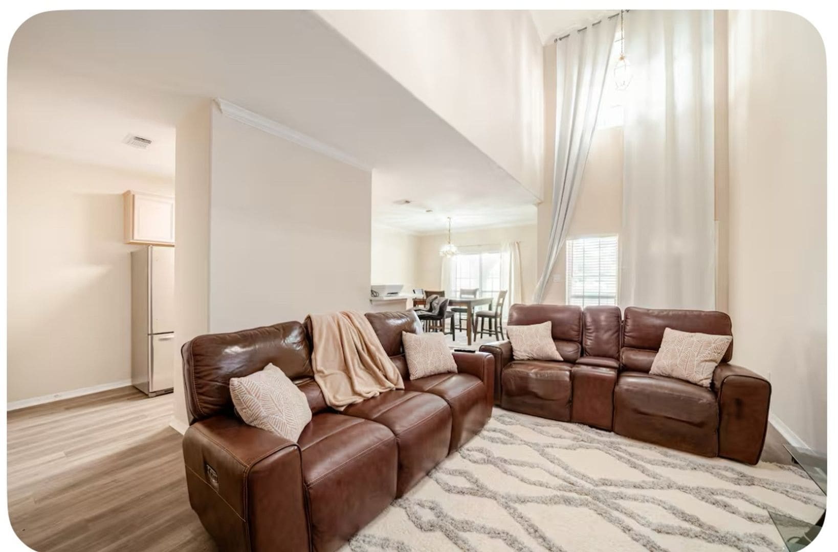 Building Photo - 13674 Garden Grove Ct