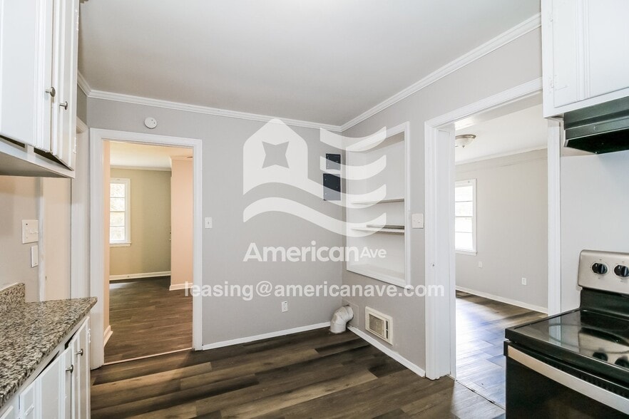 Building Photo - 688 Old Lundy Rd