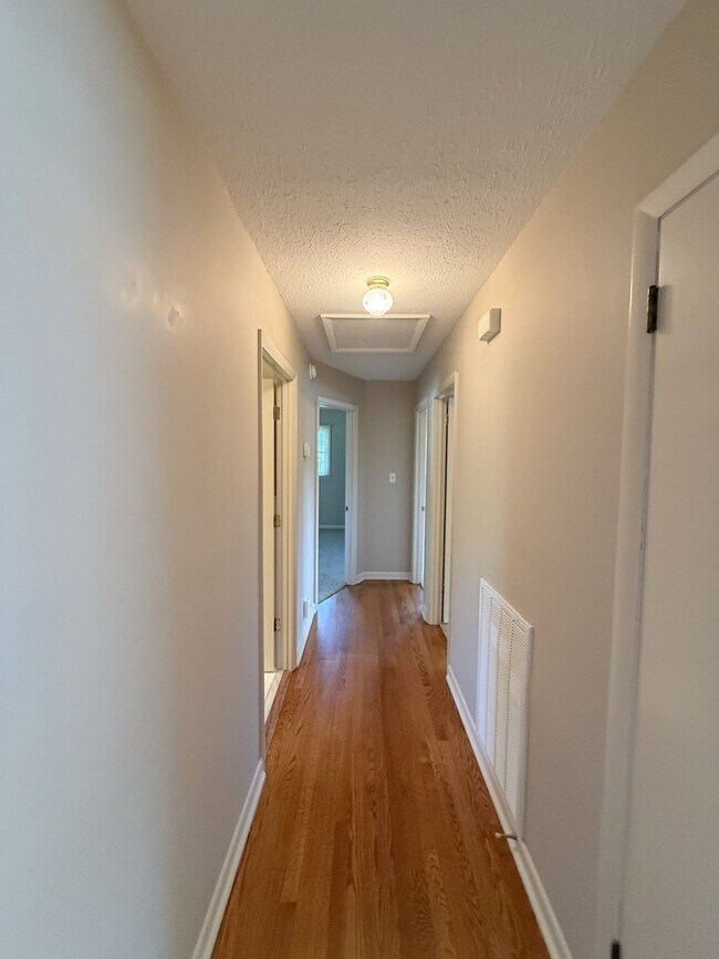 Building Photo - 424 Karter St NW