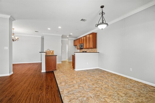 Building Photo - 2505 Rusk Ct