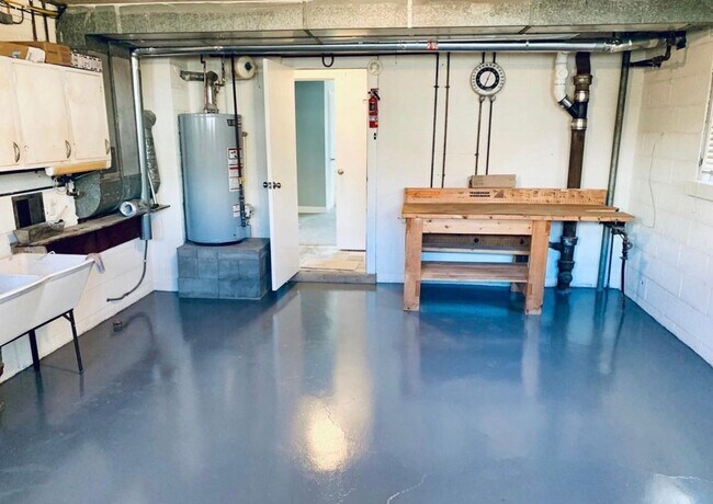 Building Photo - Wyomissing Schools Rental