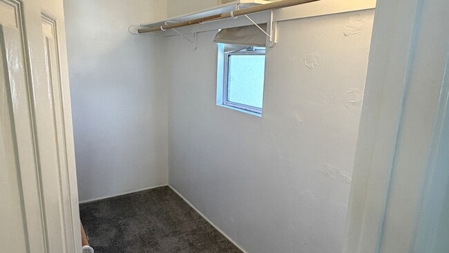 Building Photo - 257 Claremont Ave