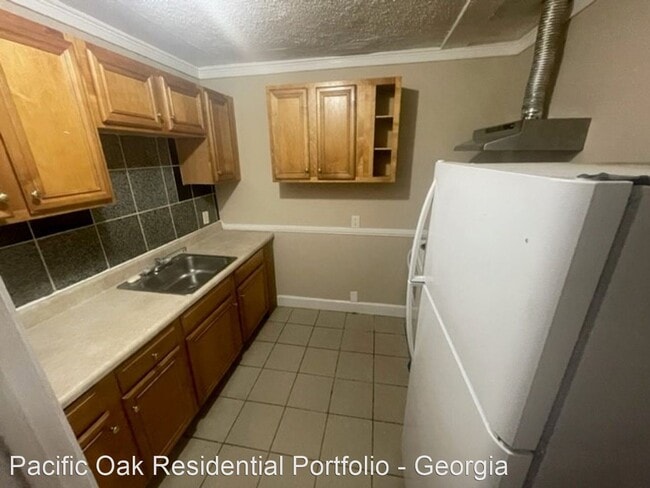 Building Photo - 3 br, 2 bath House - 5791 Redan Rd