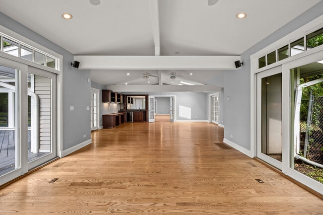 Building Photo - 1161 Winwood Dr